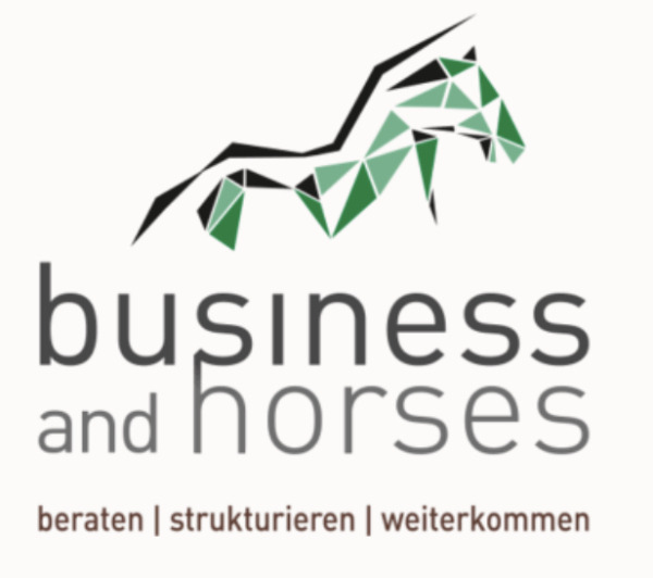 Susanne Hilbt Logo
